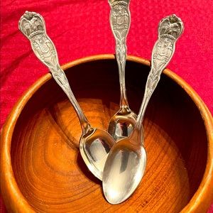 Vintage Silverplate New York Spoons, Includes 3
